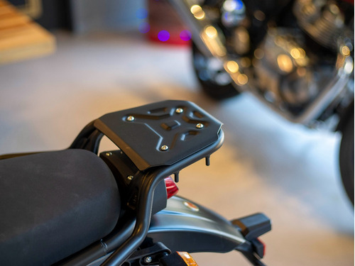 Royal Enfield Himalayan Granite Black Reserva