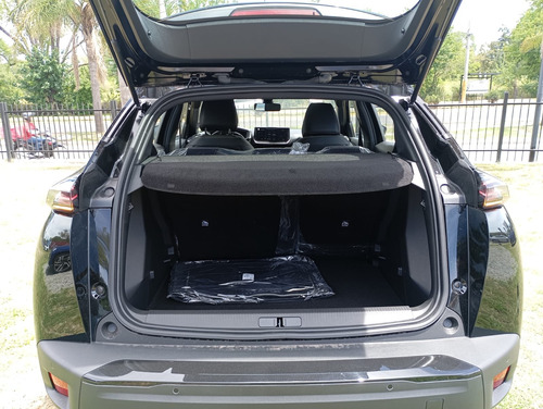 Peugeot 2008 1.0T Gt