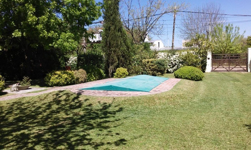 Imagen 4 de 12 de Casa En Barrio Los Pioneros