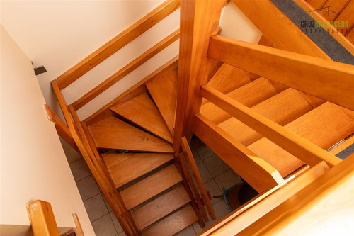 Casa En Venta De 6 Dorm. En Parrque Ivian I, Puerto Varas