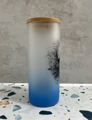 Vaso Vidrio Con Tapa De Bambú Craneo Y Flores 650 Ml Azul 2
