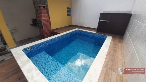 Imagem 1 de 13 de Casa Com Piscina No Litoral
