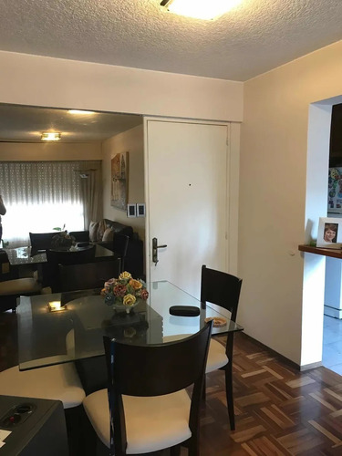 Alquiler. Amueblado En La Blaqueada, 1 Dormitorio, Piso 1 Tz