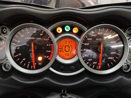 Suzuki Hayabusa Gsx 1300 R Vermelha 2017 - Target Race