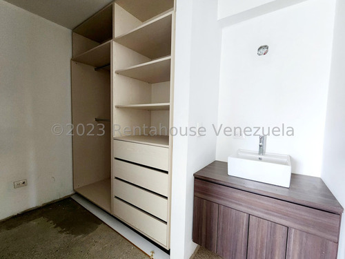 Apartamento En Venta 23-25365 En Country Club