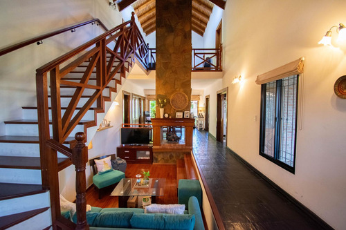 Casa En Venta En Sourigues