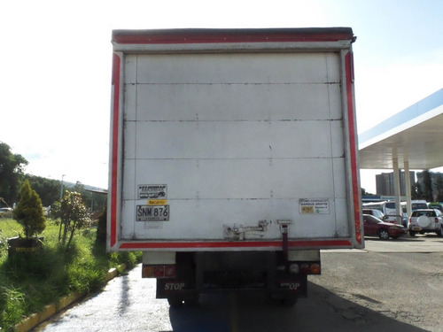 Furgon Daihatsu Delta V126l