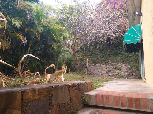 Imagen 8 de 20 de Se Vende Casa 400m2 4h+s/5b/2p Cumbres De Curumo 9718