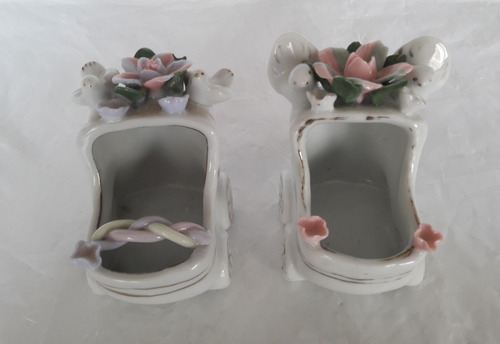 Adornos Vitrina Cochecito Bebe Porcelana China. Precio X 2u (Usado)