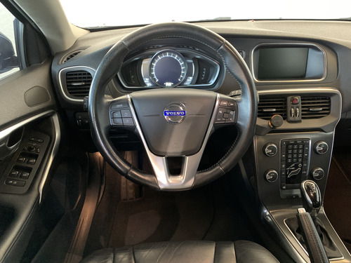 Volvo V40 Volvo V40 T4 Dynamic 2.0