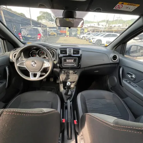 Renault Stepway INTENS MT 1.6CC 2023