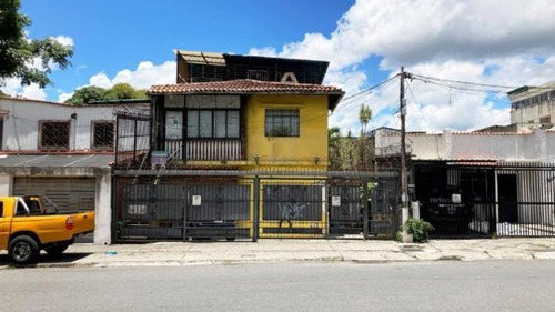 Casa En Venta - Urb. Las Acacias