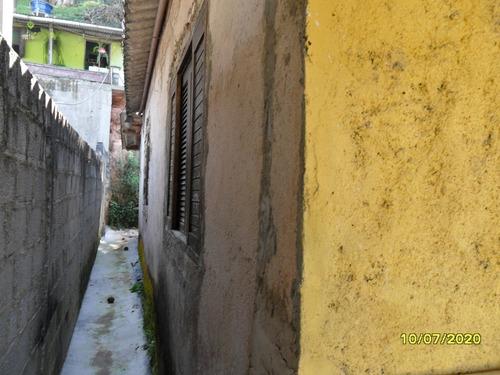 Imagem 3 de 11 de Casa Simples No Asfalto Cod: 4334