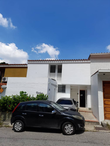 Vendo Casa 198m2 5h/3b/1p Santa Ines 9068 