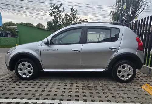 Renault Sandero Stepway 1.6 Mt