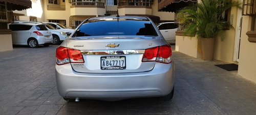 Imagen 4 de 11 de Chevrolet Cruz 2014 Lt En Venta