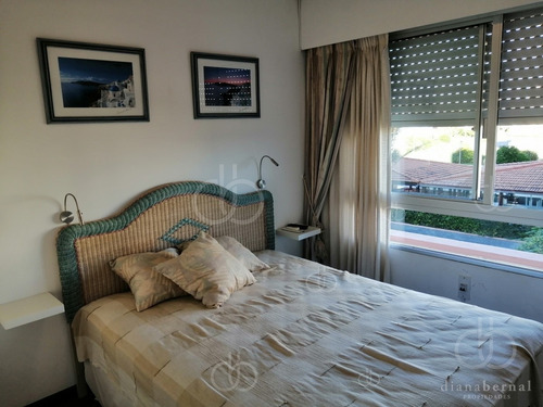 Imagen 14 de 24 de Punta Del Este, Mansa, Apartamento De 1 Dormitorio Con Terraza Y Vista.- Ref: 54539