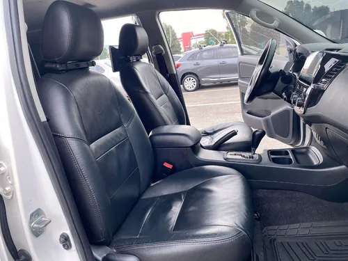 Toyota Fortuner 2.7 Sr5 4X2