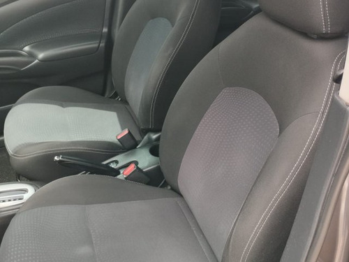 Nissan Versa Versa 1.6 16V FLEX SV 4P XTRONIC