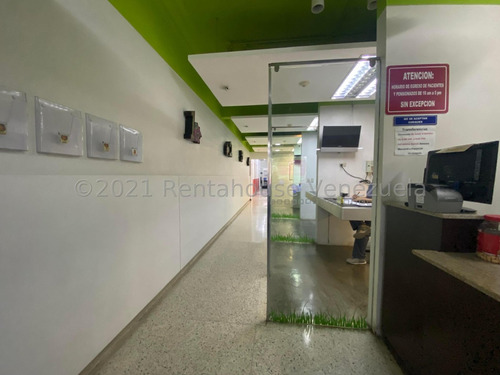 Venta De Casa Para Uso Comercial En Las Mercedes / Cl Mls 25-14572