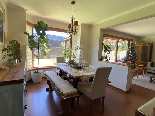 Fundo El Venado, Con Amplio Jardin Y En Condominio