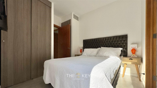 Casa En Venta De 4 Dorm. En Lo Barnechea