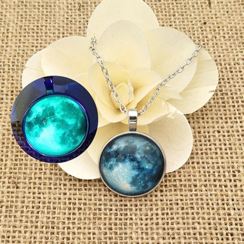 Collar Luna Llena Brilla Oscuridad Verde Fluorescente Mujer