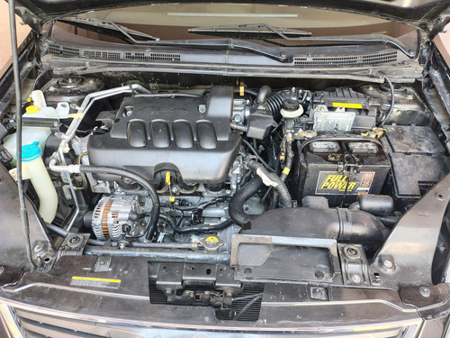 Nissan Sentra 2.0 Emotion 6vel Ee Mt