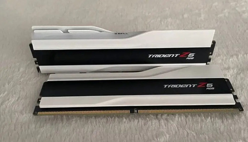 Memoria Ram G.skill Trident Z5 32gb (2x16) Ddr5 6000mhz (Usado)