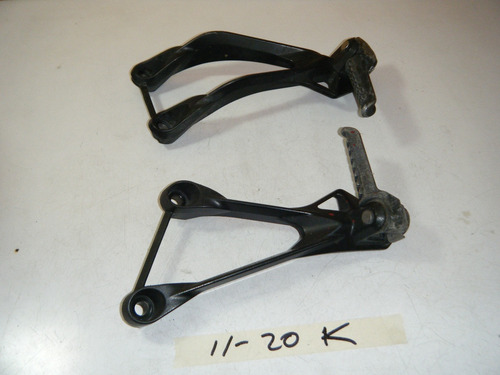 Posapies Traseros Originales Kawasaki Ninja Zx6r 636 05-08 (Usado)