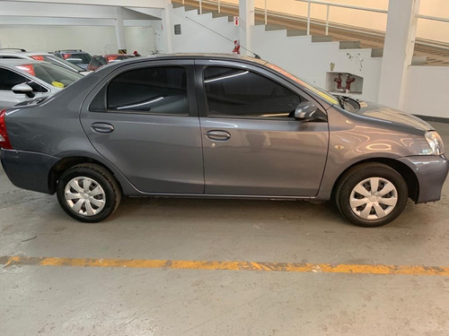 Toyota Etios Xs 4p C/baúl Impecable, Muy Cuidado, 1ra. Mano