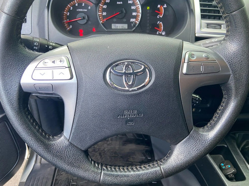 Toyota Hilux 3.0 SRV 4X4 CD 16V TURBO INTERCOOLER DIESEL 4P AUTOMÁTICO