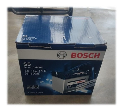 Batería Bosch S5 45d 11 Placas Para Toyota Etios Y Mas