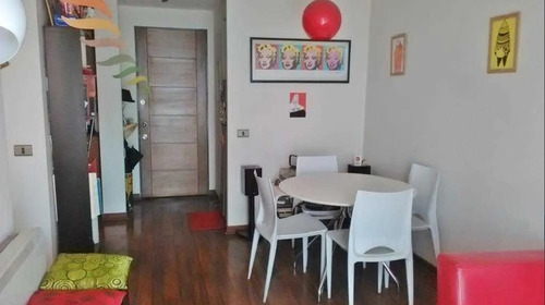 Departamento En Arriendo De 2 Dorm. En Av. Santa María