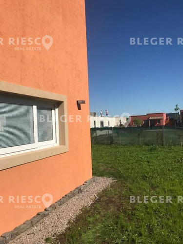 Imagen 25 de 30 de Casa En Venta Ubicado En Vila Marina I, Villanueva (tigre)