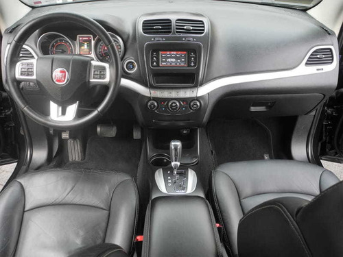 Fiat Freemont Precision 2.4 16v