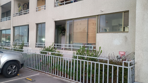 Departamento 2d+2b+estacionamiento. Mall Plaza Oeste