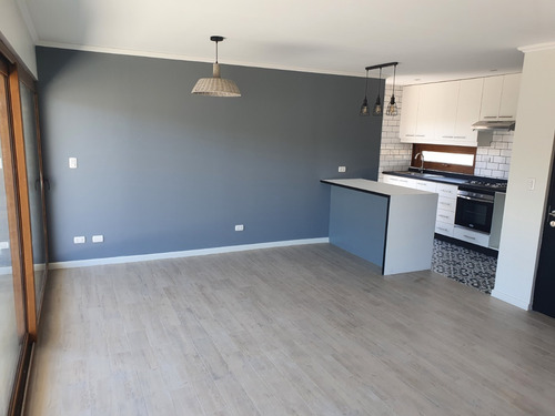 Imagen 4 de 17 de Preciosa Casa En Arriendo De 3 Dormitorios En Chicureo