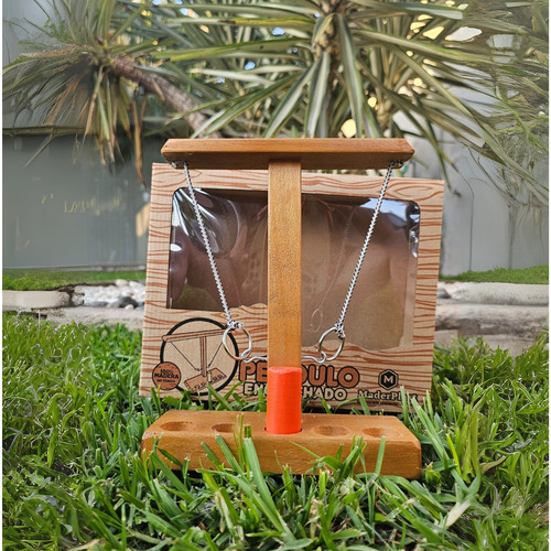 Juego De Mesa Pendulo Enganchado De Madera - Maderplast