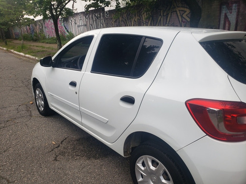 Renault Sandero 2016 1.0 16v Authentique Hi-flex 5p