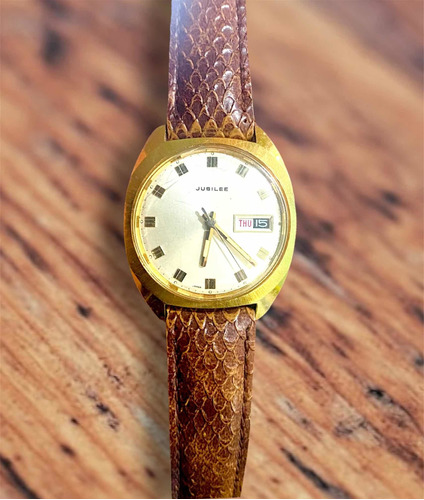Reloj Jubilee Vintage Chapado En Oro, Beige Dial