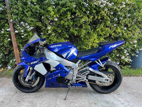 Yamaha R1