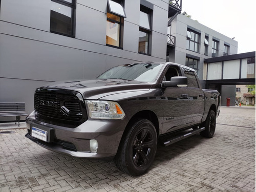 RAM 1500 5.7 Laramie Nigth Edition