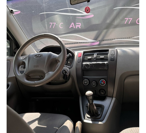 Hyundai Tucson 2.0 MPFI GL 16V 142CV 2WD GASOLINA 4P MANUAL