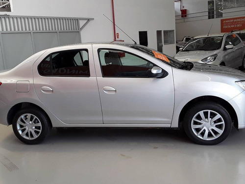 Imagem 6 de 10 de Renault Logan 1.6 16v Sce Flex Zen Manual