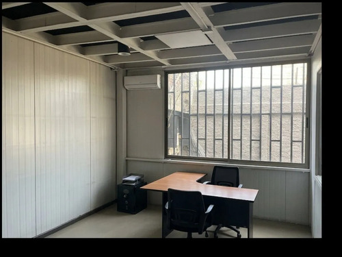 Excelente Combinación De Bodegas Con Oficinas Y Conectividad