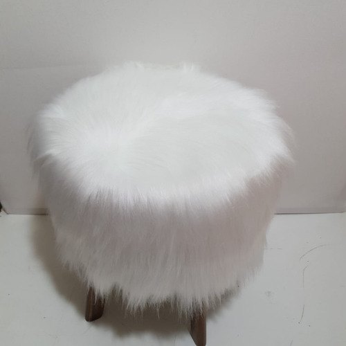 Puff De Pelucia Branco Pelo Alto