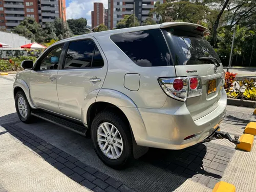 Toyota Fortuner 2.7l 4x4