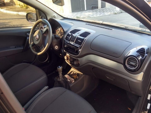 Fiat Grand Siena 2013 1.4 Attractive Flex 4p