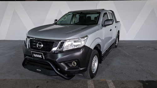 Nissan NP300 2.5 DOBLE CABINA SE AC PAQ SEG
